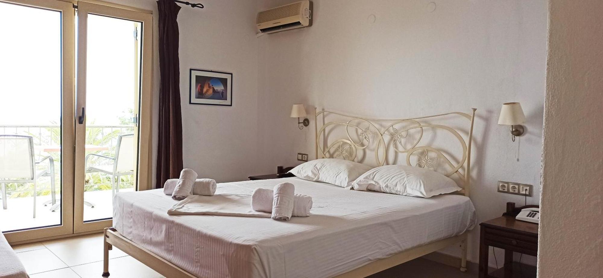 Esperides Hotel Glykadi Room photo